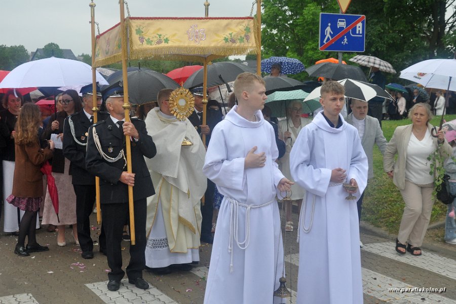 116 Procesja eucharystyczna.jpg